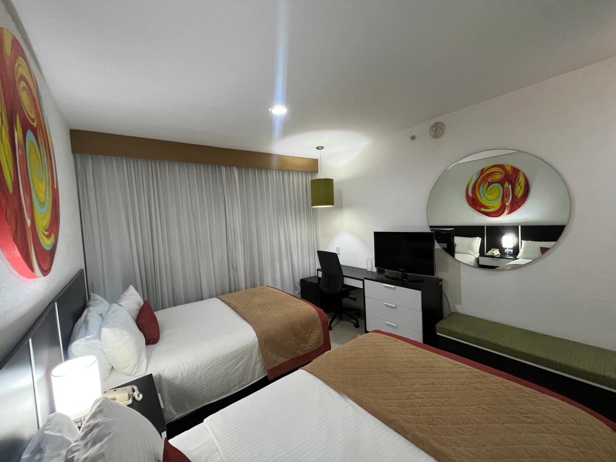 Hotel Mexico Plaza איראפואטו מראה חיצוני תמונה